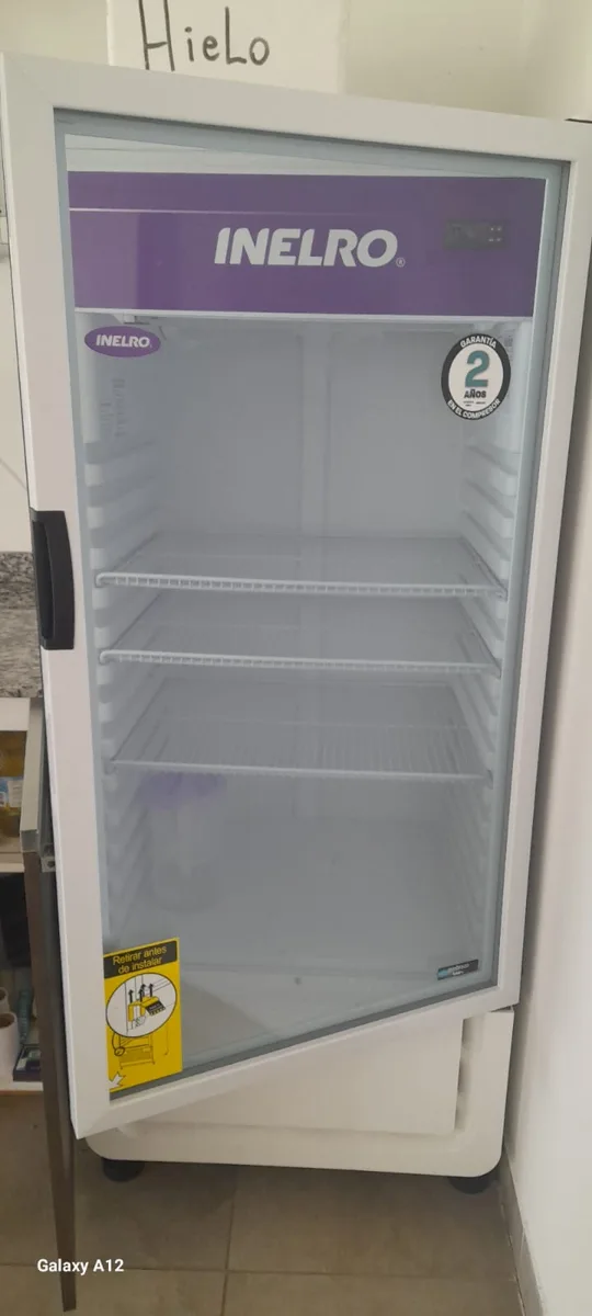 Heladera exhibidora